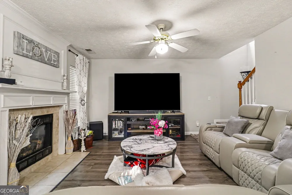 8280 Mayfern DR Fairburn, GA 30213