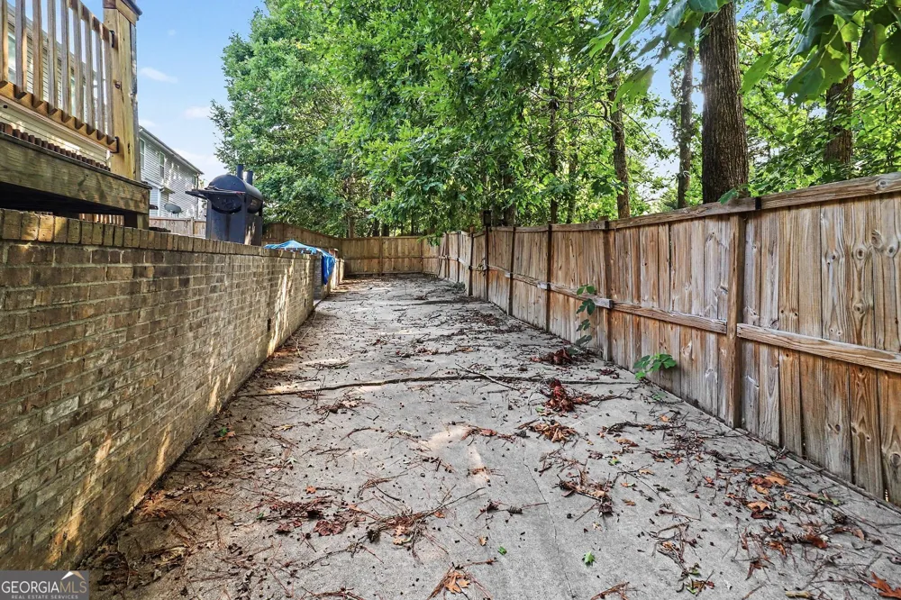 8280 Mayfern DR Fairburn, GA 30213