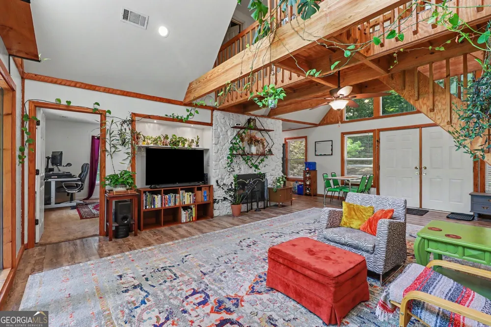 374 Seab Green RD Cedartown, GA 30125