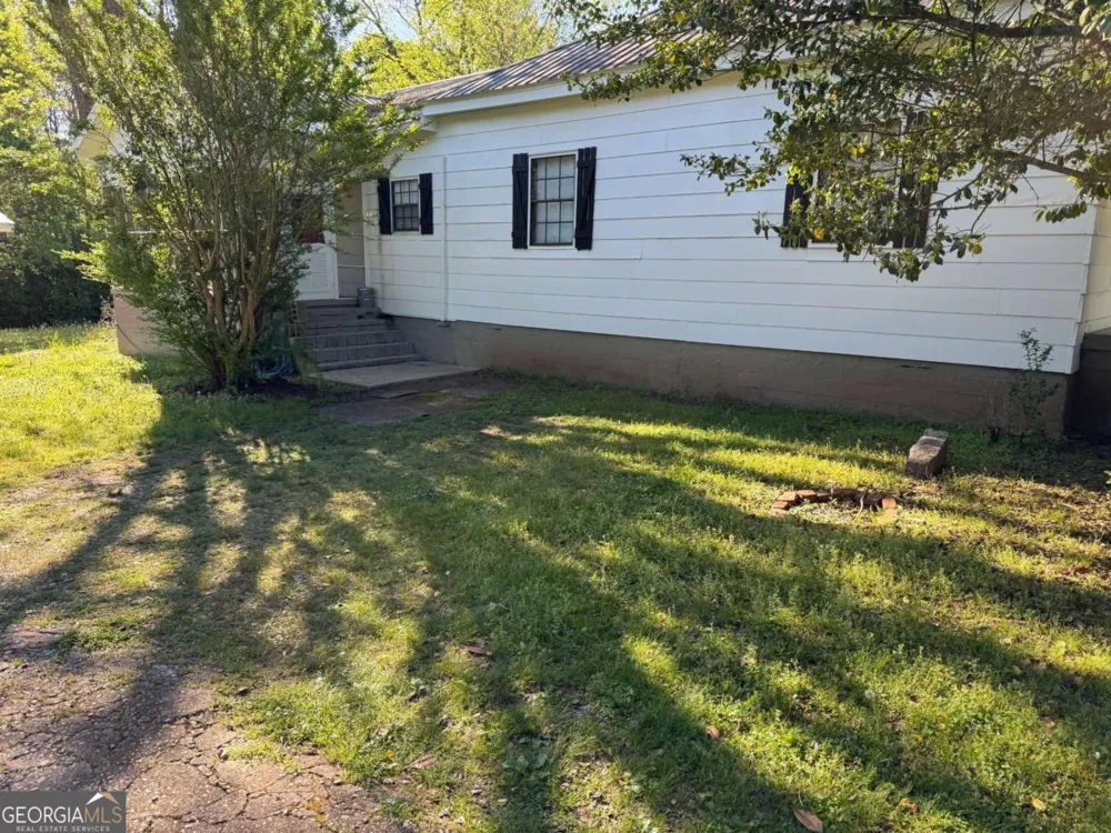 313 Carter ST Greenville, GA 30222