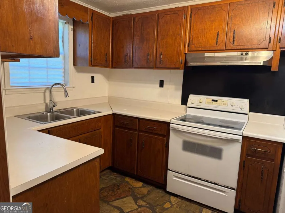 313 Carter ST Greenville, GA 30222