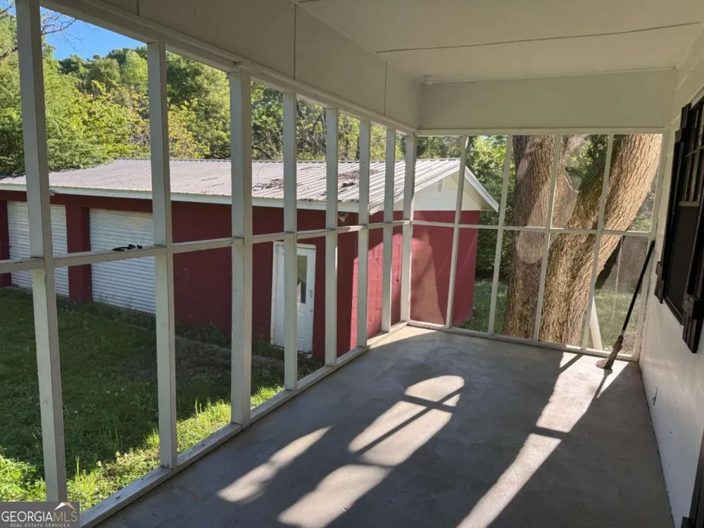 313 Carter ST Greenville, GA 30222