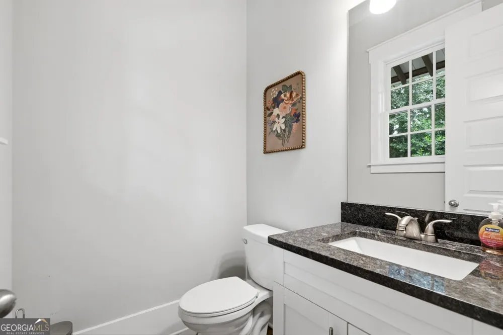 3371 Dogwood DR Hapeville, GA 30354