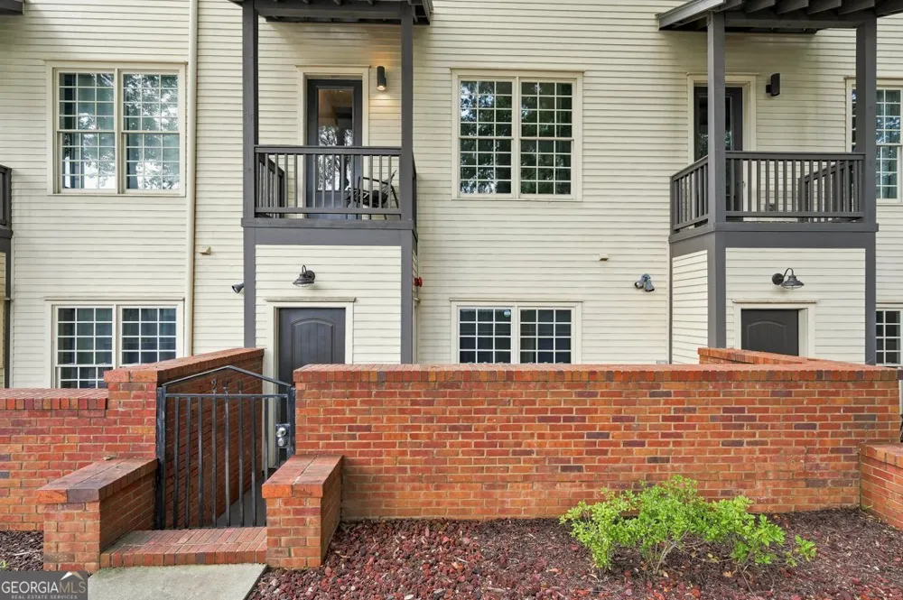 3371 Dogwood DR Hapeville, GA 30354