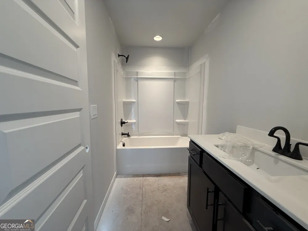 291 Brook Landing CIR Auburn, GA 30011