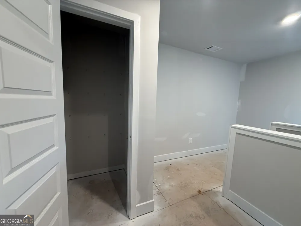 291 Brook Landing CIR Auburn, GA 30011