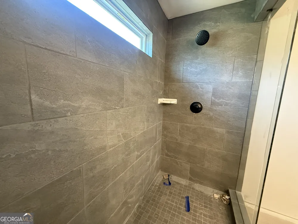 291 Brook Landing CIR Auburn, GA 30011