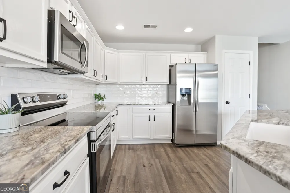 91 Fairgreen ST Savannah, GA 31407