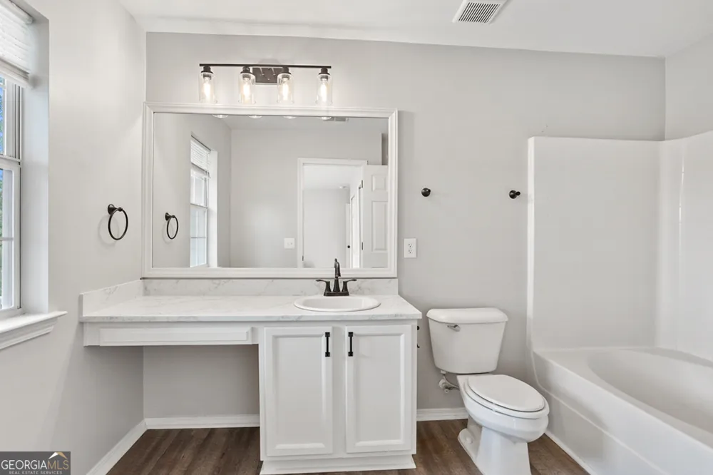 91 Fairgreen ST Savannah, GA 31407