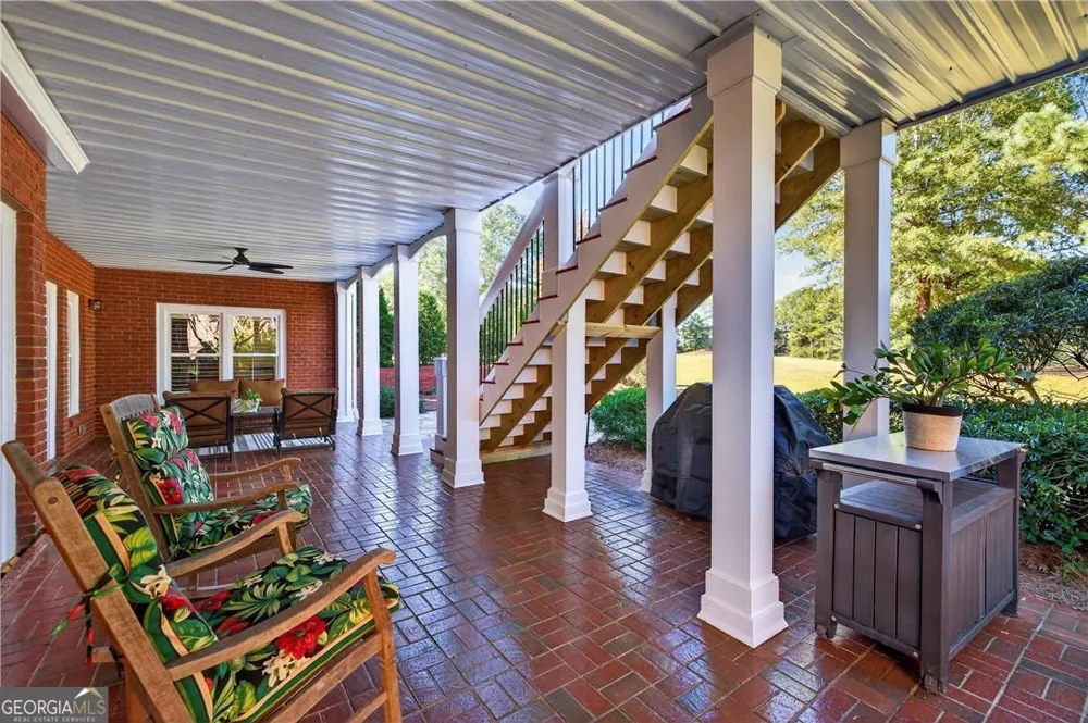 675 Garden CIR Statham, GA 30666