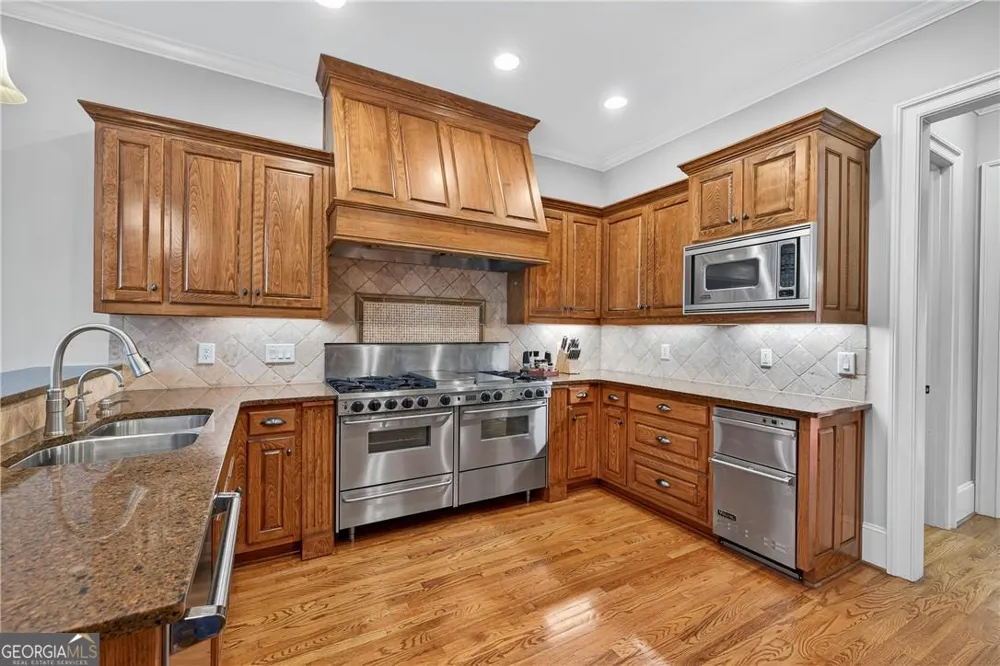 675 Garden CIR Statham, GA 30666