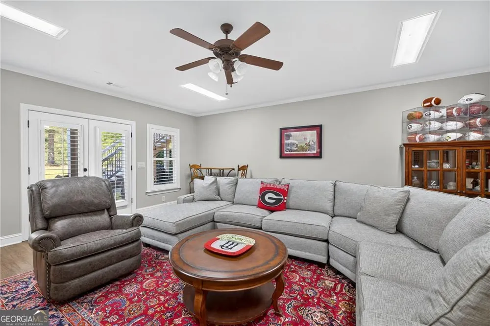 675 Garden CIR Statham, GA 30666