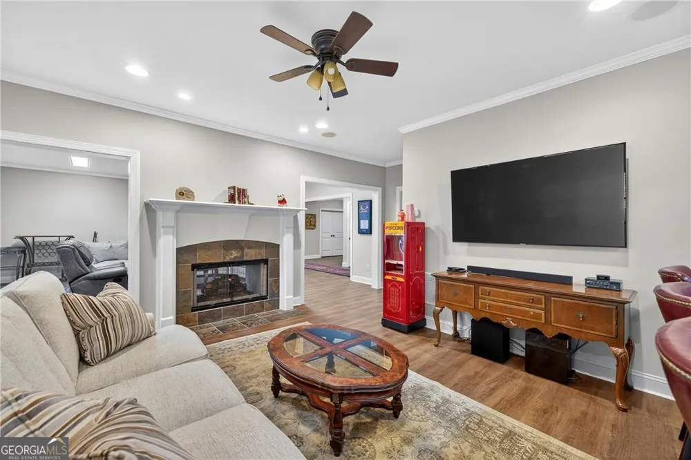 675 Garden CIR Statham, GA 30666