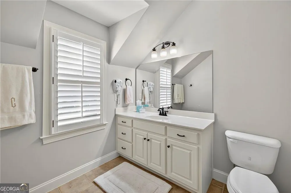 675 Garden CIR Statham, GA 30666