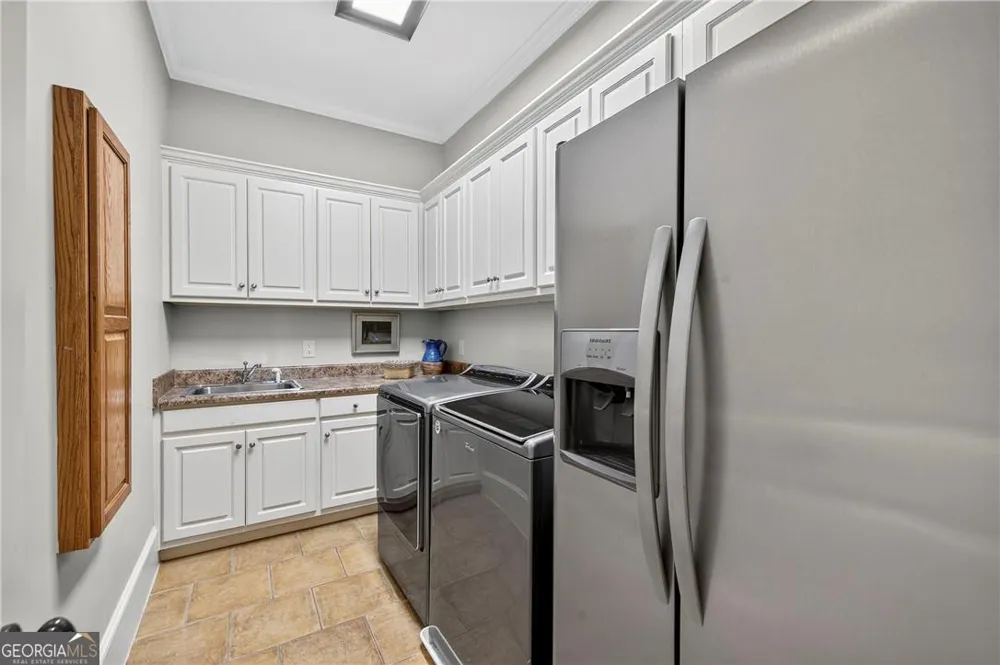 675 Garden CIR Statham, GA 30666