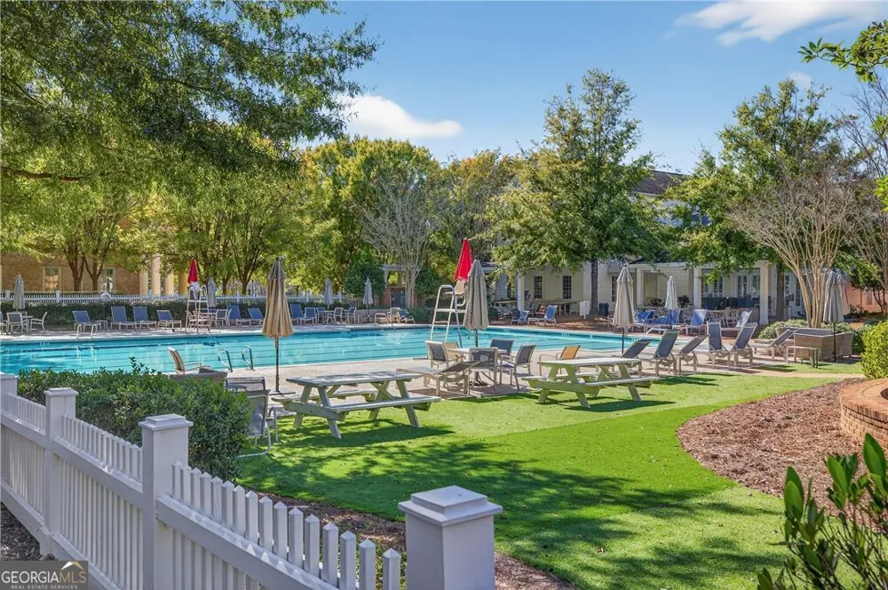 675 Garden CIR Statham, GA 30666