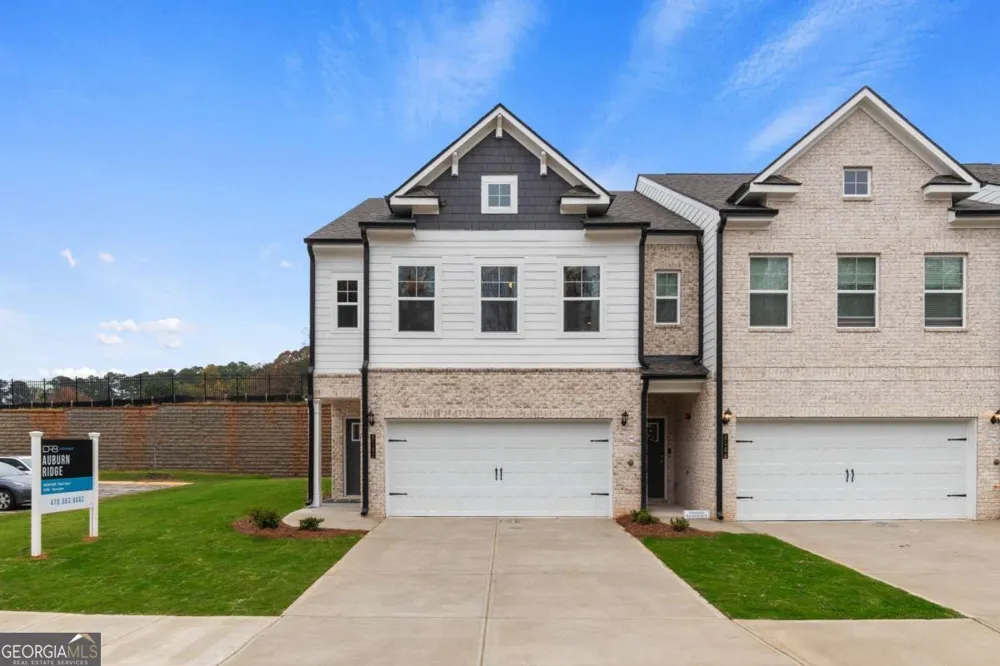 851 Eagle AVE Riverdale, GA 30296