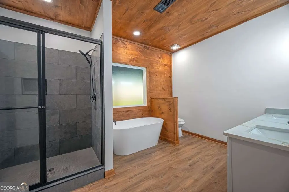 25 Katie Haven RD Morganton, GA 30560
