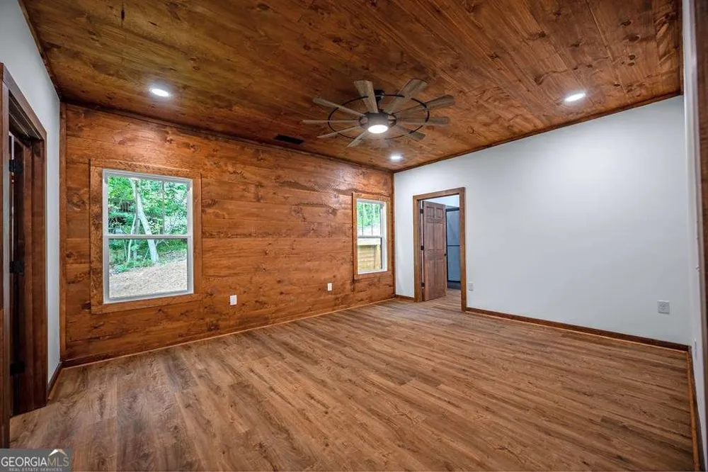 25 Katie Haven RD Morganton, GA 30560