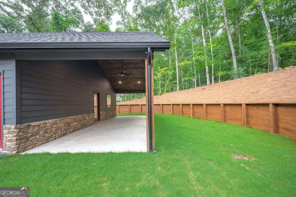 25 Katie Haven RD Morganton, GA 30560