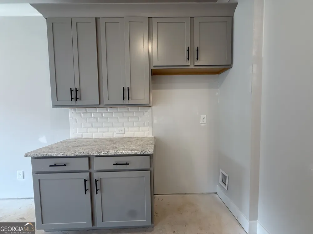 279 Brook Landing CIR Auburn, GA 30011