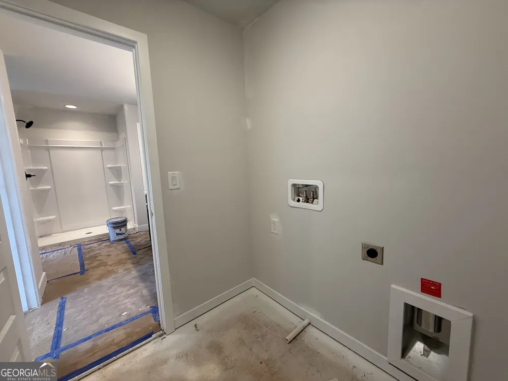 279 Brook Landing CIR Auburn, GA 30011