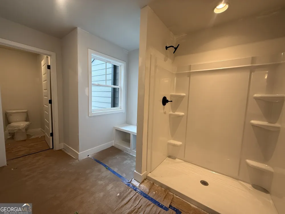 279 Brook Landing CIR Auburn, GA 30011