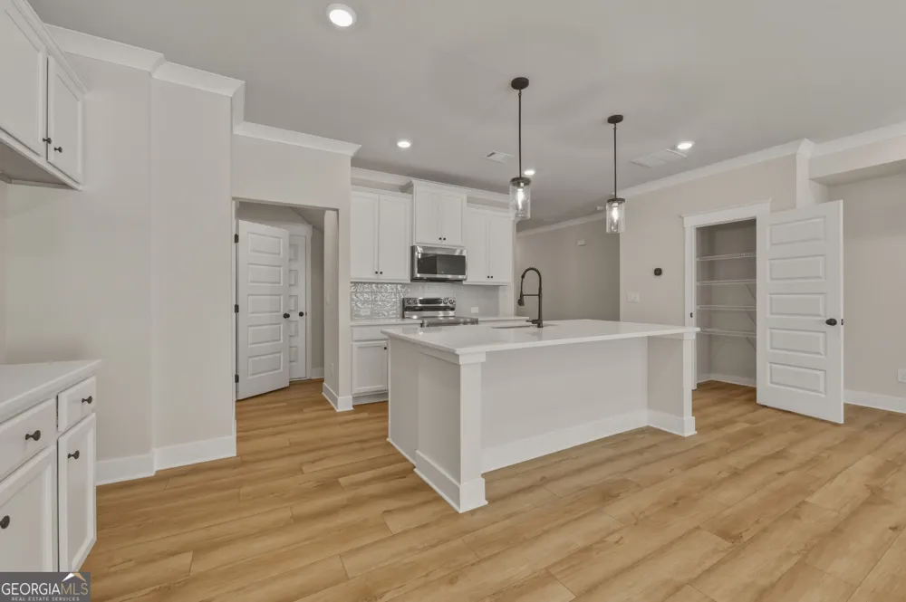 279 Brook Landing CIR Auburn, GA 30011