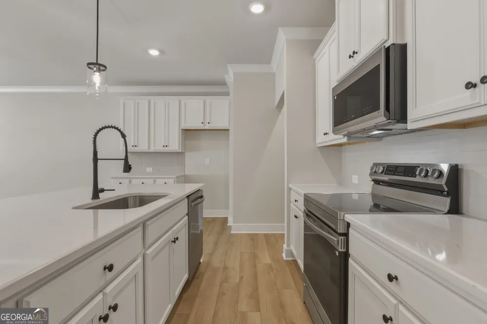 279 Brook Landing CIR Auburn, GA 30011