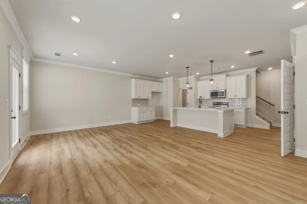 279 Brook Landing CIR Auburn, GA 30011