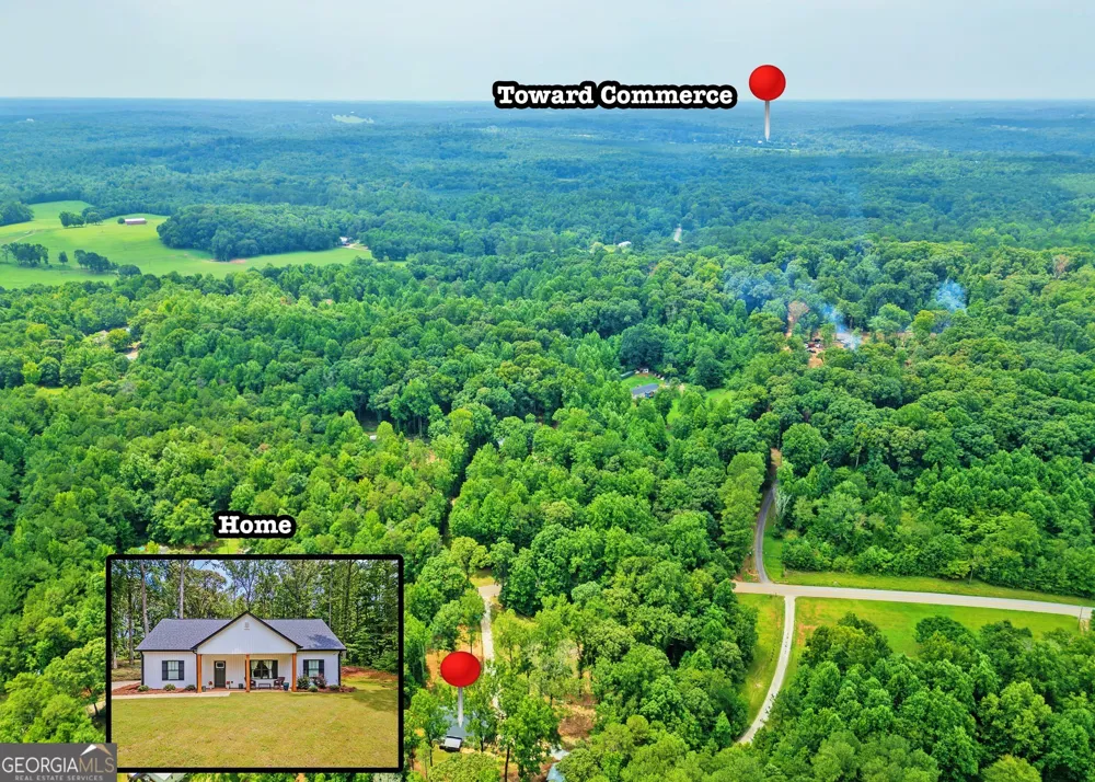 521 Borders Commerce, GA 30530