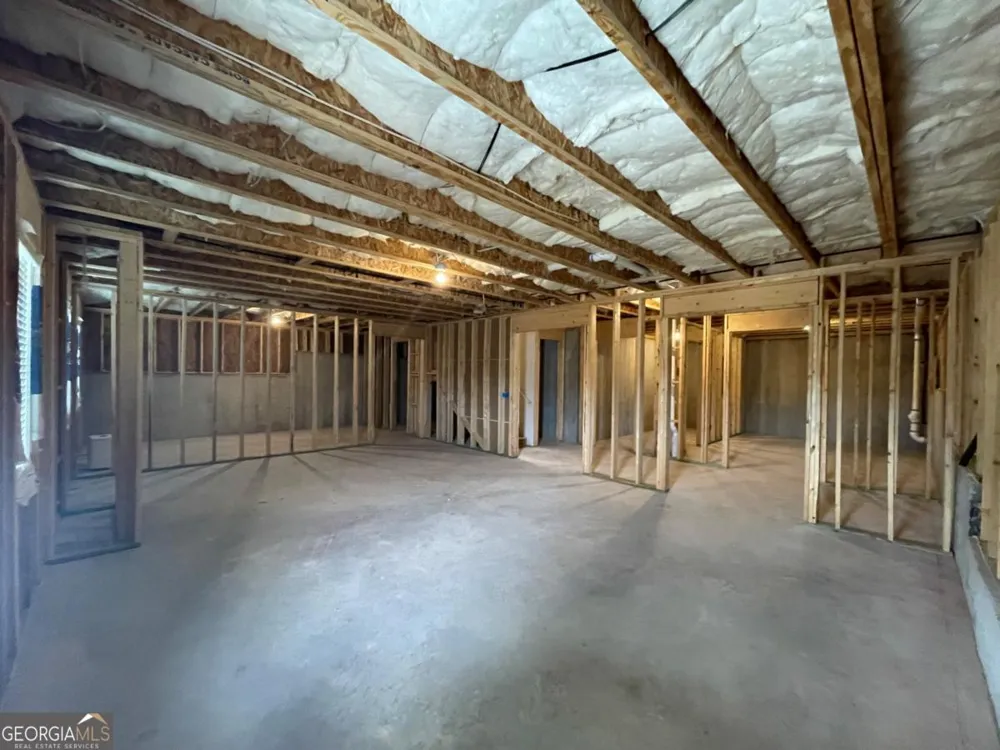 7214 Whitewater DR Flowery Branch, GA 30542