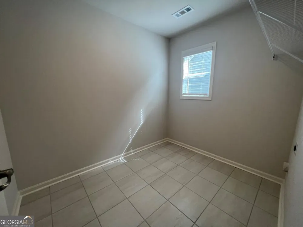 7214 Whitewater DR Flowery Branch, GA 30542
