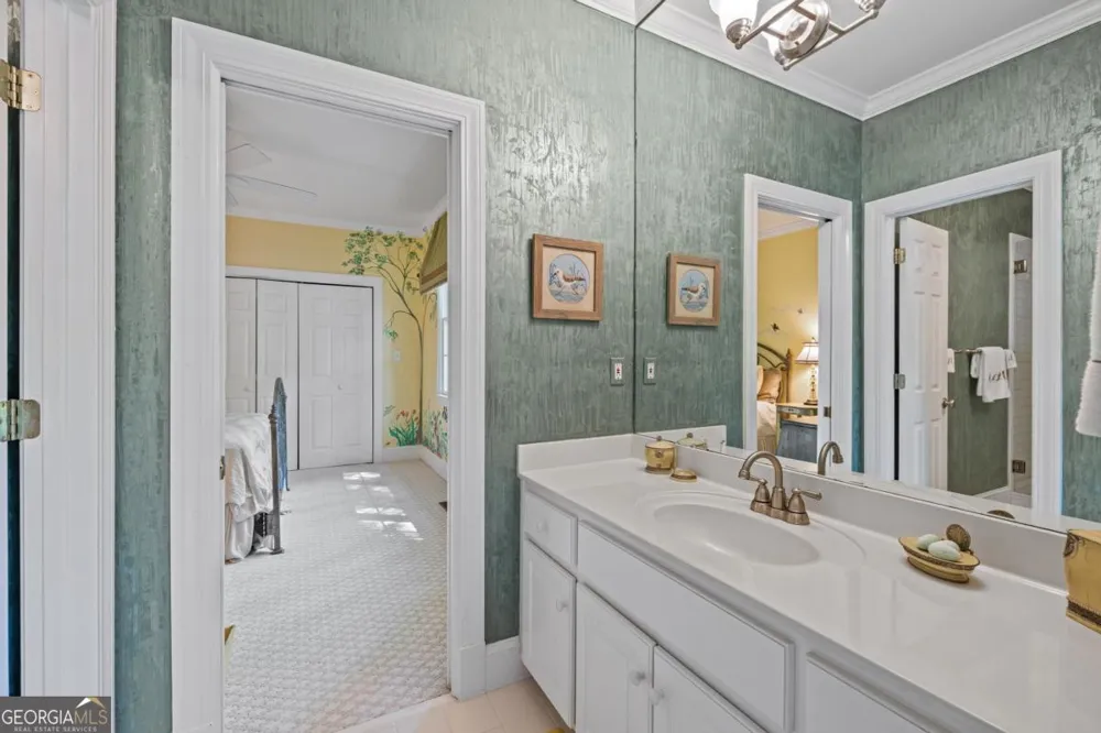 129 Barrington Hall DR Eatonton, GA 31024