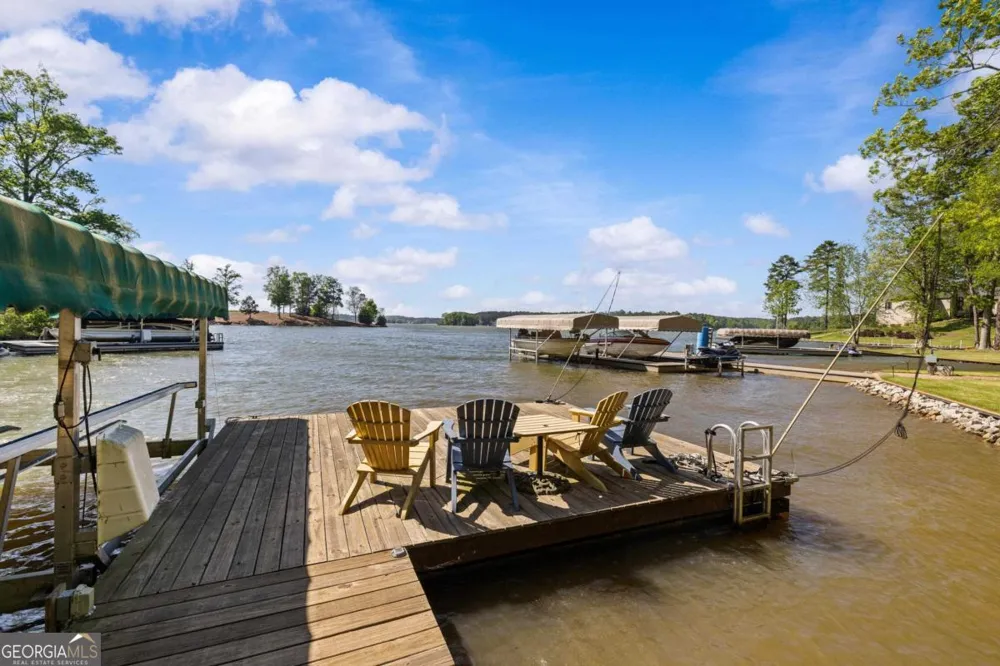129 Barrington Hall DR Eatonton, GA 31024