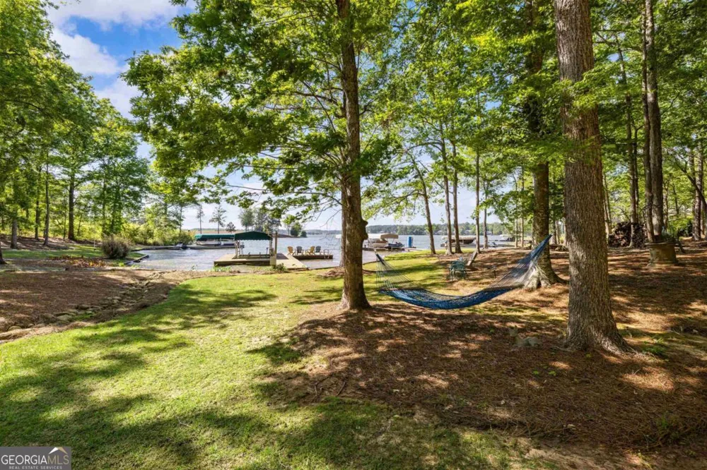 129 Barrington Hall DR Eatonton, GA 31024