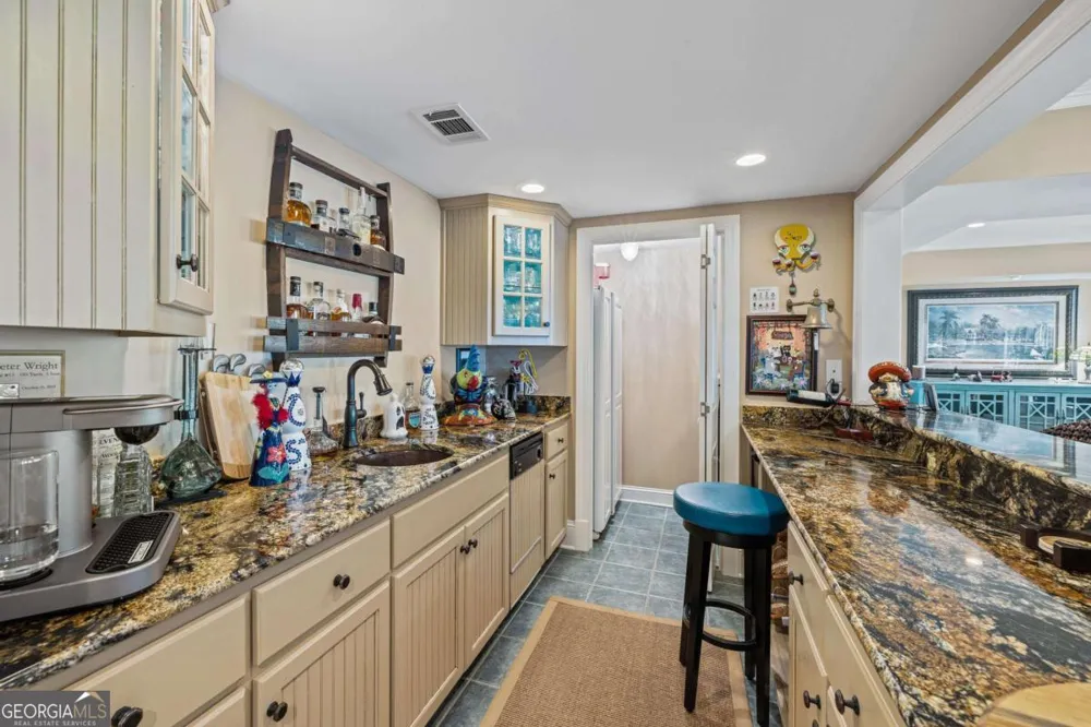 129 Barrington Hall DR Eatonton, GA 31024