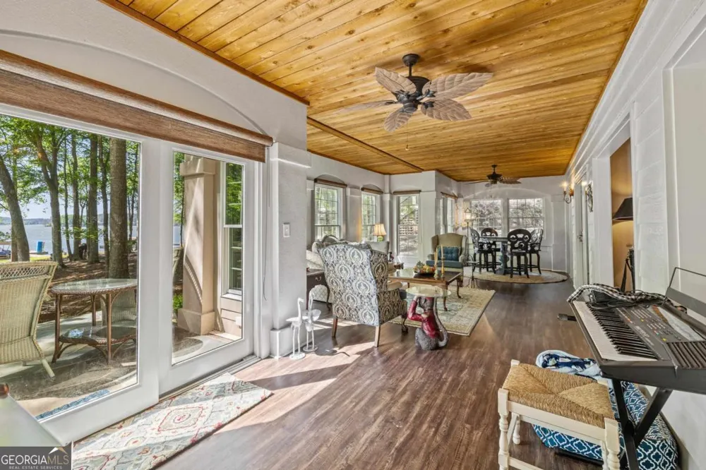 129 Barrington Hall DR Eatonton, GA 31024