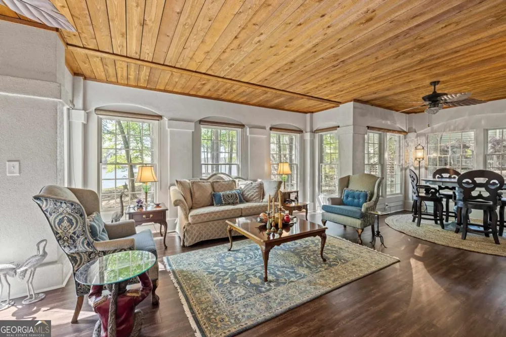 129 Barrington Hall DR Eatonton, GA 31024