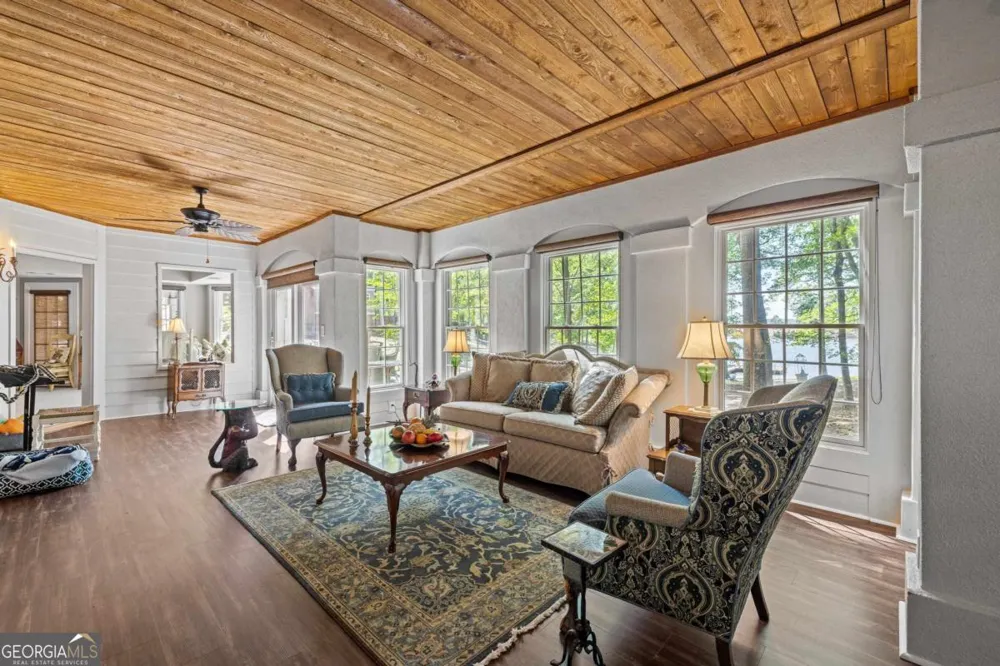 129 Barrington Hall DR Eatonton, GA 31024