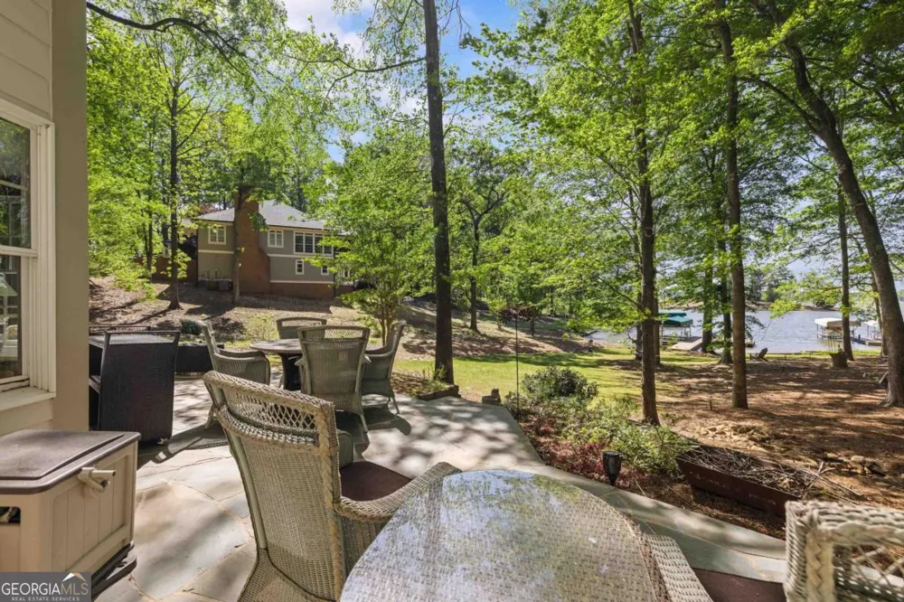129 Barrington Hall DR Eatonton, GA 31024