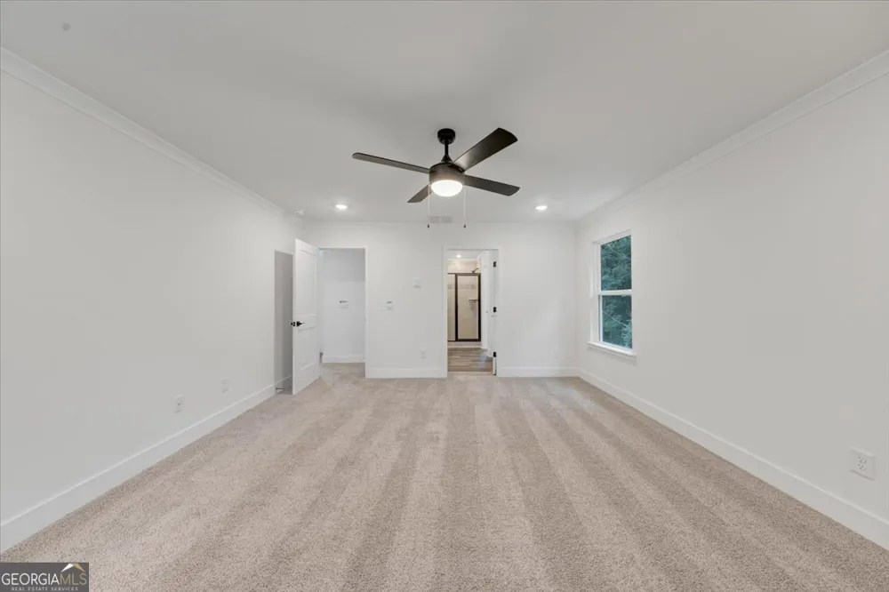 146 Chaucer LN Carrollton, GA 30117