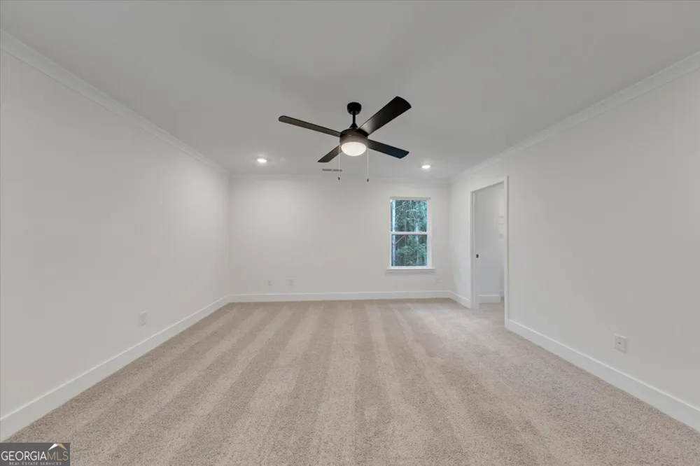 146 Chaucer LN Carrollton, GA 30117