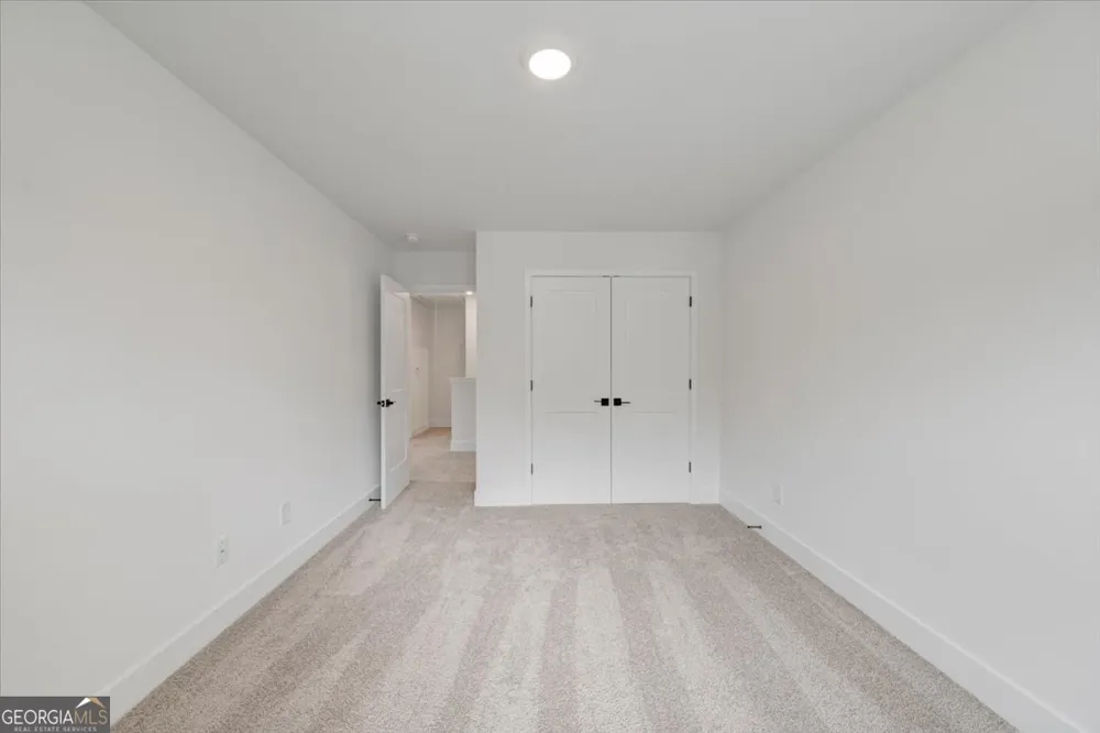 146 Chaucer LN Carrollton, GA 30117