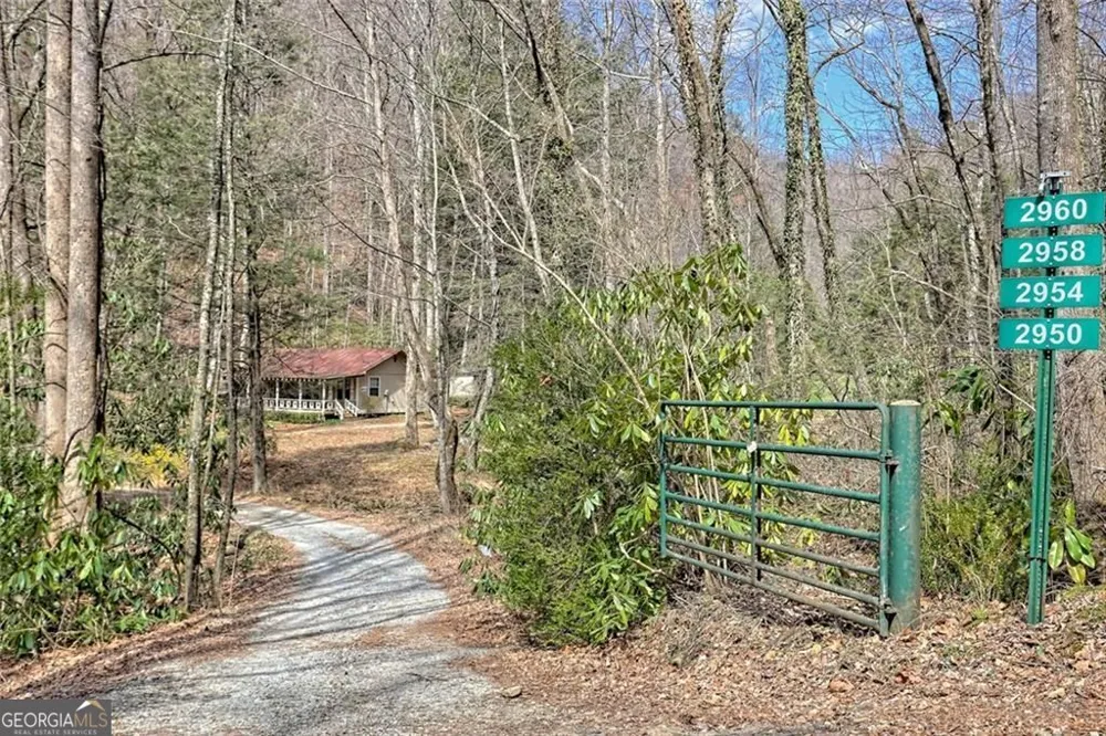 2960 Tate City RD Hayesville, NC 28904