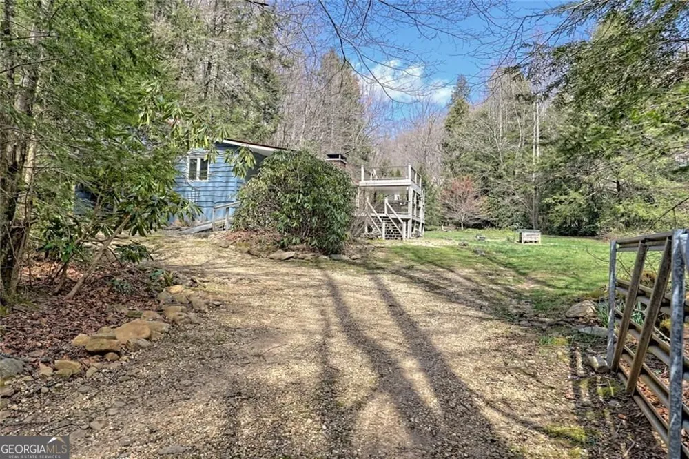 2960 Tate City RD Hayesville, NC 28904