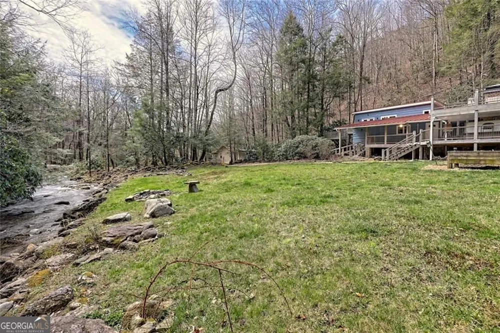 2960 Tate City RD Hayesville, NC 28904