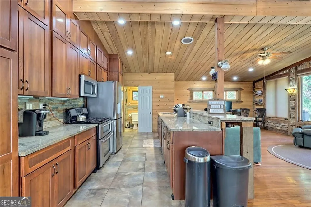 2960 Tate City RD Hayesville, NC 28904