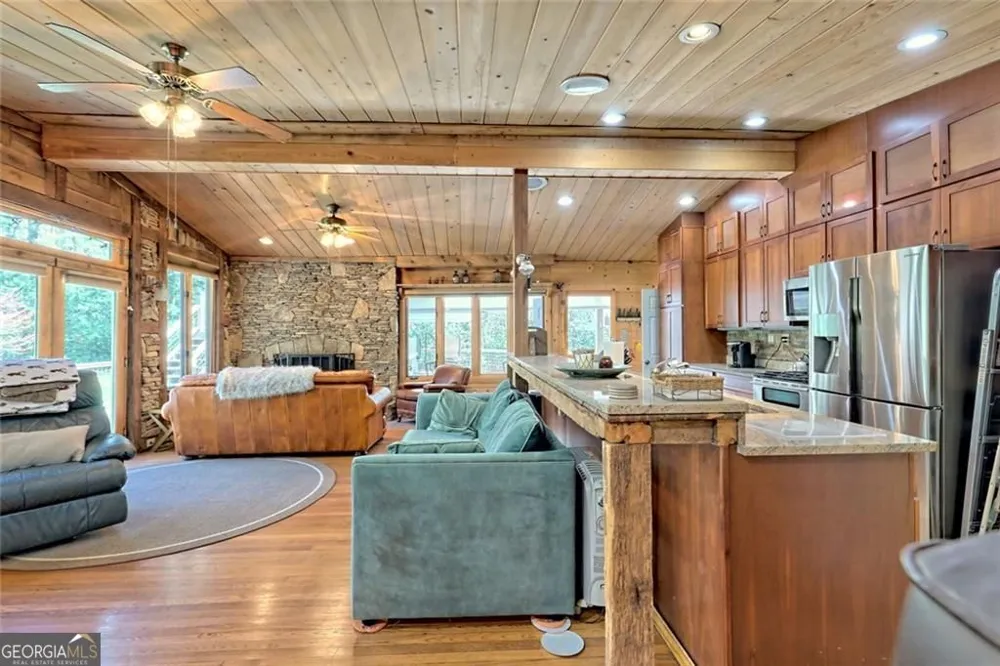 2960 Tate City RD Hayesville, NC 28904