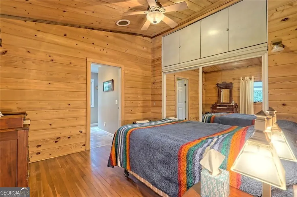 2960 Tate City RD Hayesville, NC 28904